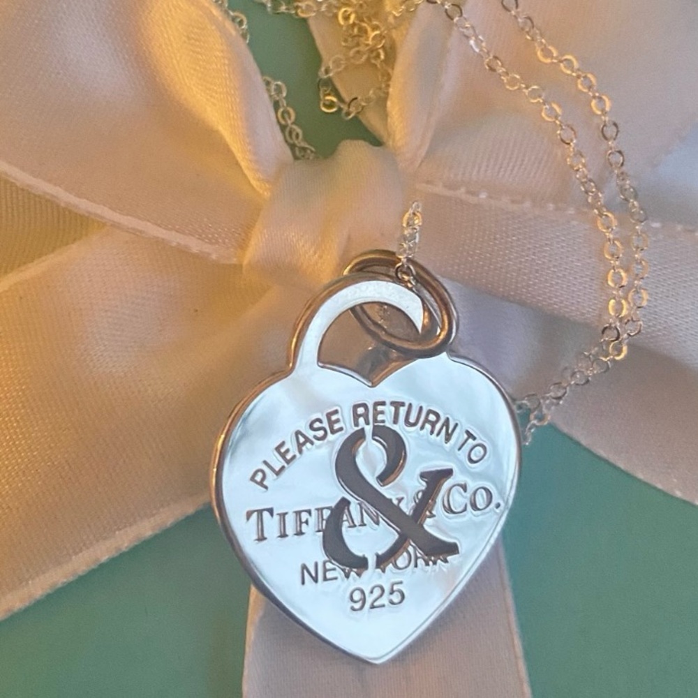 Tiffany & Co. New, Sterling Silver Heart Necklace. “Please return to Tiffany’s.”